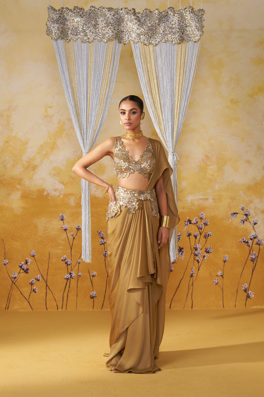 MIAGE GOLD SAREE SET