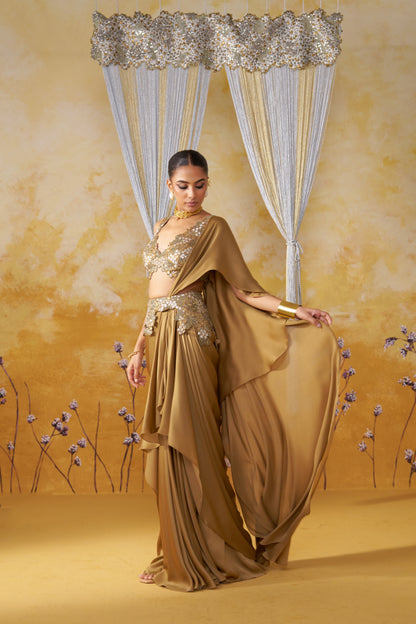 MIAGE GOLD SAREE SET