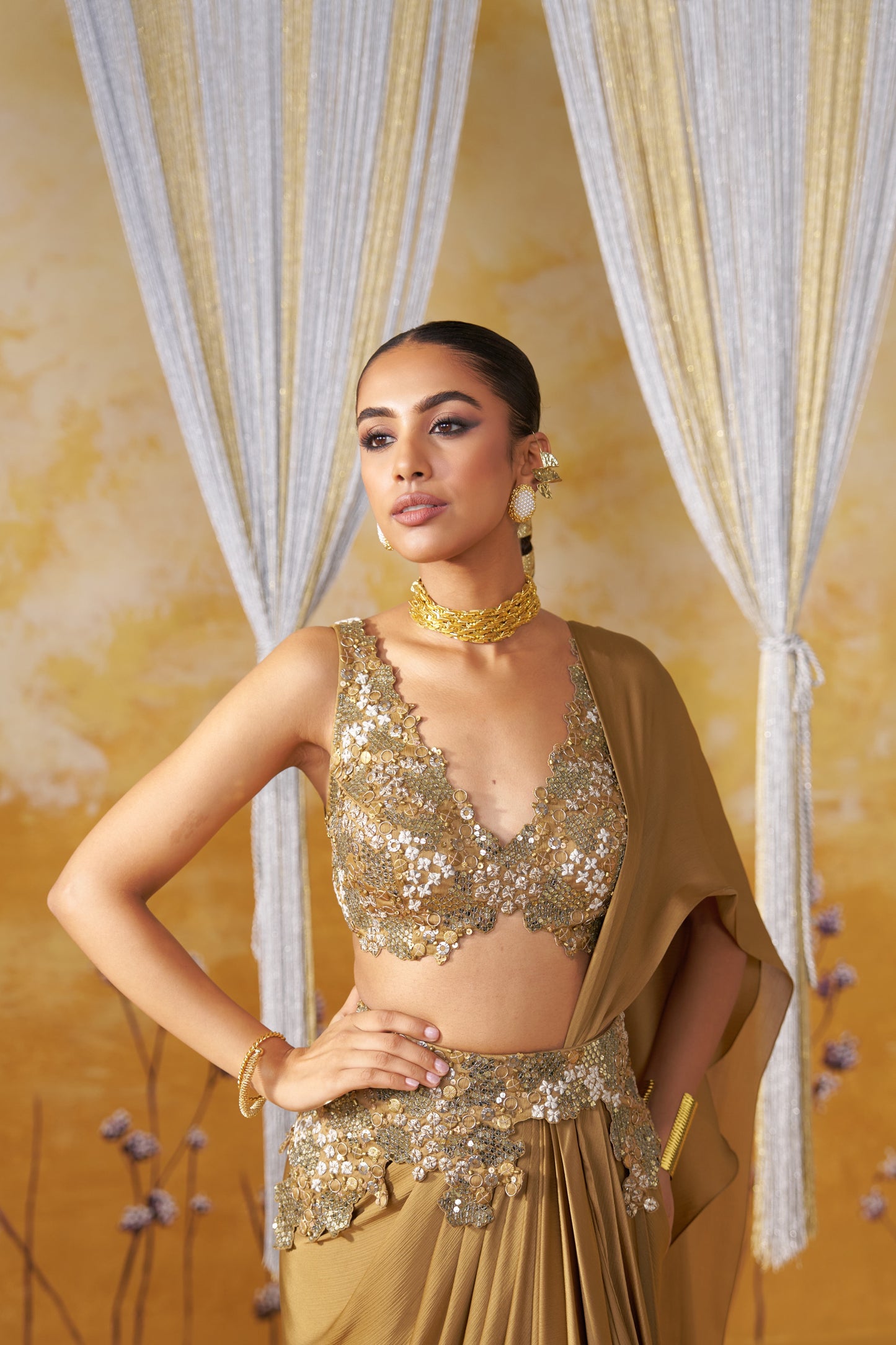 MIAGE GOLD SAREE SET