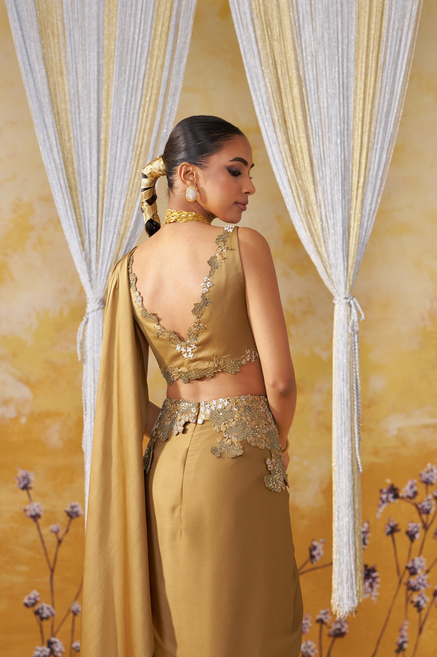 MIAGE GOLD SAREE SET