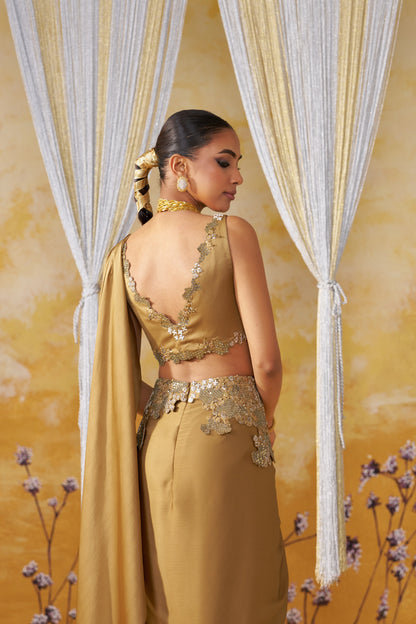 MIAGE GOLD SAREE SET