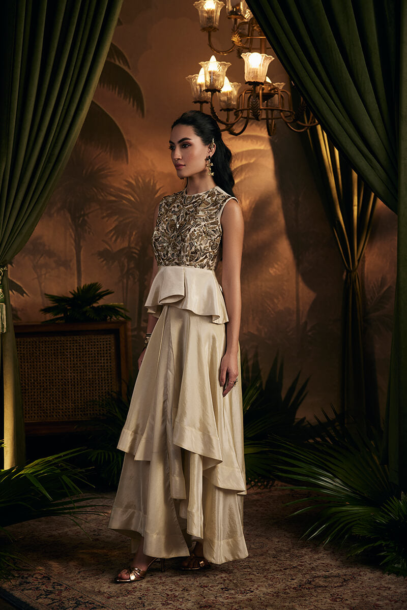 Embroidered Peplum Top Paired with Asymmetric Double Layer Skirt