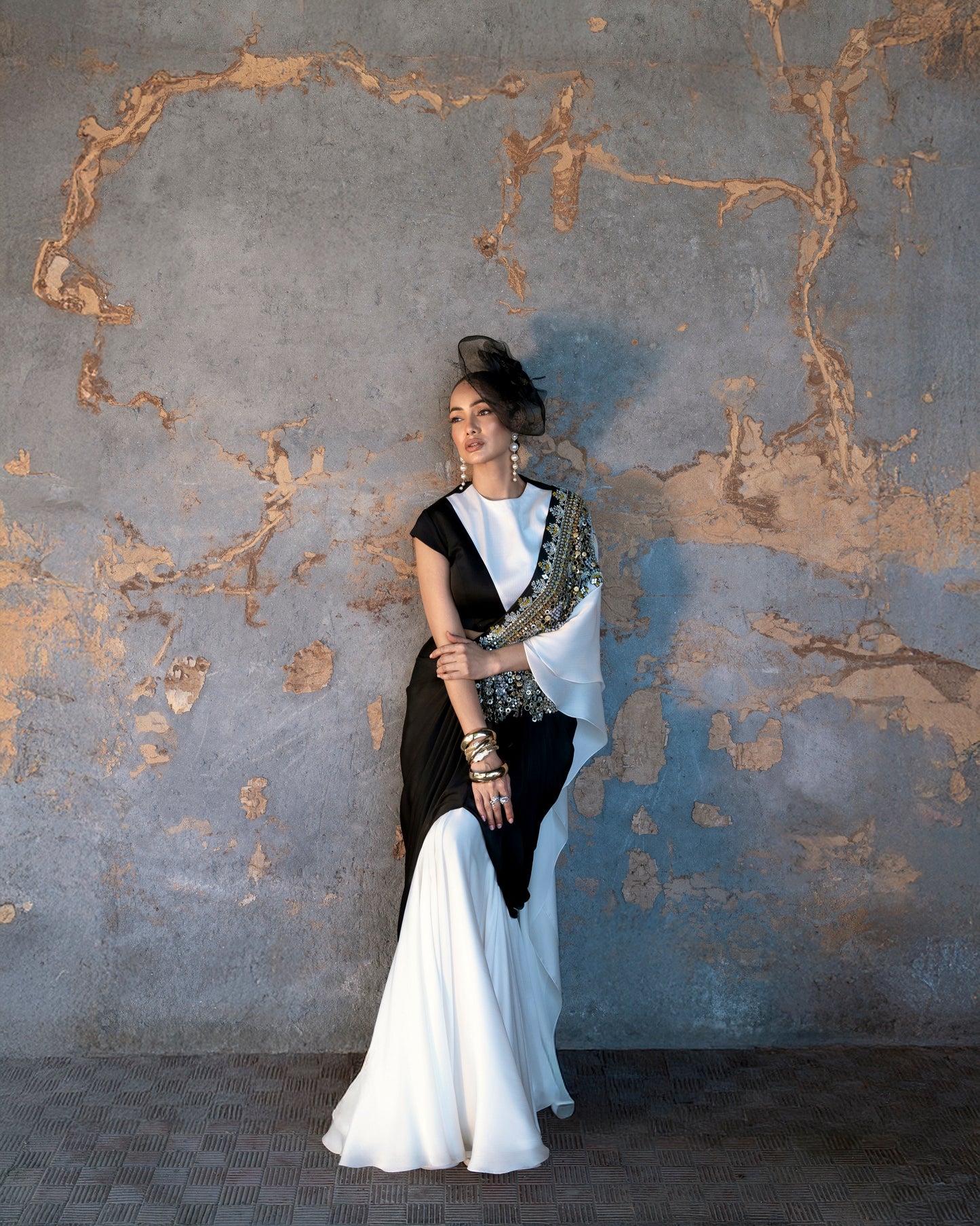 PEARL GLAZE DRAPE SAREE SET